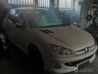 Usata Peugeot 206 75 CV (55 kW) 2006 Bianco Berlina