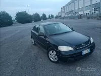 Usata Opel Astra 75 CV (55 kW) 2003 Bluazzurro Berlina