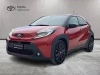 Usata Toyota Aygo X Lounge 72 CV (52 kW) 2022 Rosso SUV