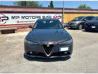Usata Alfa Romeo Giulia Super 150 CV (110 kW) 2017 Grigio Berlina