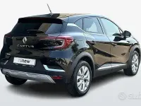Usata Renault Captur Zen 101 CV (74 kW) 2021 Nero SUV