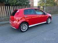 Usata Fiat Grande Punto Active 69 CV (50 kW) 2009 Rosso Utilitaria