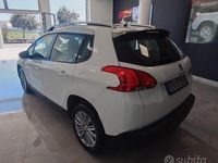 Usata Peugeot 2008 Active 92 CV (67 kW) 2014 Bianco SUV