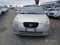 Usata Kia Picanto Light 65 CV (47 kW) 2004 Grigio Utilitaria