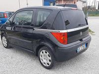 Usata Peugeot 1007 73 CV (53 kW) 2008 Nero Monovolume