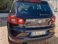 Usata VW Tiguan Trendline 140 CV (102 kW) 2008 Nero SUV