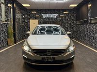 Usata Volvo S60 Momentum 114 CV (83 kW) 2013 Argento Berlina