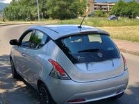 Usata Lancia Ypsilon 69 CV (50 kW) 2020 Grigio Utilitaria