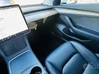 Usata Tesla Model 3 Long Range AWD 152 kW (208 CV) 2021 Bianco Berlina