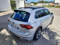 Usata VW Tiguan R-line 150 CV (110 kW) 2021 Argento SUV