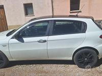 usata Alfa Romeo 147 147 1.6 16V TS (105) 5 porte Black Line