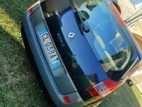 Usata Renault Scénic II Dynamique 120 CV (88 kW) 2004 Monovolume