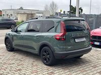 Usata Dacia Jogger Extreme 101 CV (74 kW) 2023 Lichen kaki Monovolume