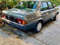 Usata Fiat Regata 68 CV (50 kW) 1985 Grigio Berlina