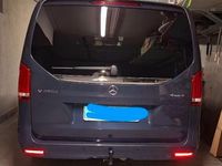 Usata Mercedes V250 2023 Blu Monovolume