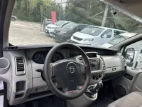 Usata Opel Vivaro 116 CV (85 kW) 2007 Bianco Monovolume