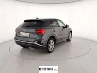 Usata Audi Q2 S-Line 150 CV (110 kW) 2025 Grigio metallizzato SUV