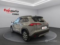 Usata Toyota Corolla Cross Trend 140 CV (102 kW) 2025 Cement grey SUV