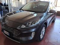 Usata Ford Kuga Business Edition 190 CV (139 kW) 2022 Grigio SUV