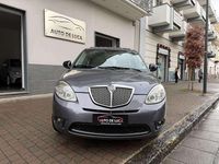 Usata Lancia Ypsilon 75 CV (55 kW) 2012 Grigio Utilitaria