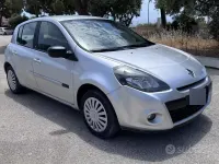 Usata Renault Clio III 75 CV (55 kW) 2010 Grigio Utilitaria