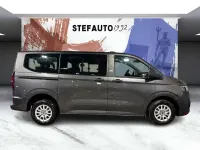 Usata VW Caravelle 150 CV (110 kW) 2025 Grigio Furgone