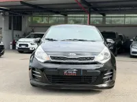 Usata Kia Rio 90 CV (66 kW) 2016 Nero Utilitaria