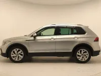 Usata VW Tiguan Elegance 150 CV (110 kW) 2022 Grigio SUV