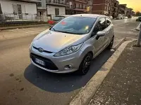 Usata Ford Fiesta Titanium 68 CV (50 kW) 2011 Berlina