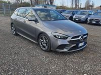 Usata Mercedes B180 Premium 116 CV (85 kW) 2022 Grigio Monovolume
