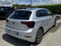 Usata VW Polo Life 80 CV (58 kW) 2024 Reflex silver met Utilitaria