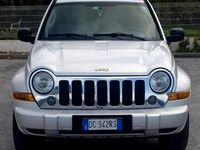 Usata Jeep Cherokee Limited 163 CV (119 kW) 2006 Grigio SUV