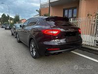 Usata Maserati Levante 275 CV (202 kW) 2020 Nero SUV