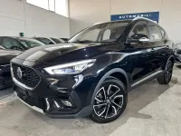 Usado MG ZS Luxury 111 CV (81 kW) 2023 Negro SUV