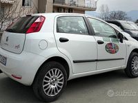 Usata Fiat Punto 77 CV (56 kW) 2015 Bianco Utilitaria