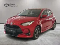 Usata Toyota Yaris Trend 91 CV (66 kW) 2022 Emotional red pearl Utilitaria