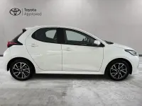 Usata Toyota Yaris Hybrid Trend 92 CV (67 kW) 2022 Bianco Berlina