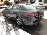 Usata Alfa Romeo Giulia 150 CV (110 kW) 2016 Nero Berlina