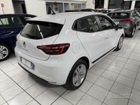 Usata Renault Clio V Business 101 CV (74 kW) 2021 Bianco Berlina