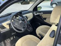 Usata Lancia Ypsilon 60 CV (44 kW) 2005 Nero Utilitaria