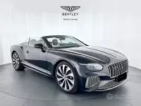 Nuova Bentley Continental 519 CV (381 kW) 2026 Blu Cabrio