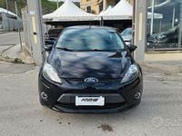 Usata Ford Fiesta Titanium 70 CV (51 kW) 2012 Nero Utilitaria