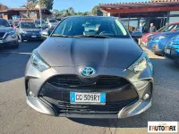 Usata Toyota Yaris Hybrid Business Edition 92 CV (67 kW) 2021 Grigio Berlina