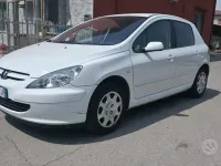 Usata Peugeot 307 88 CV (64 kW) 2004 Bianco Berlina