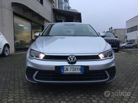 Usata VW Polo Style 95 CV (69 kW) 2023 Grigio Berlina