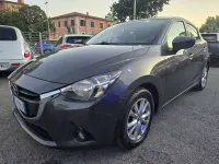 Usata Mazda 2 Exceed 105 CV (77 kW) 2017 Grigio Utilitaria