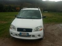 Usata Suzuki Ignis 83 CV (61 kW) 2000 Bianco Utilitaria