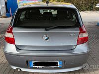 Usata BMW 118 122 CV (89 kW) 2005 Blu Utilitaria
