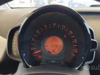 Usata Toyota Aygo Cool 69 CV (50 kW) 2018 Rosso Utilitaria