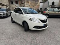 Usata Lancia Ypsilon Gold 69 CV (50 kW) 2018 Nero Utilitaria
